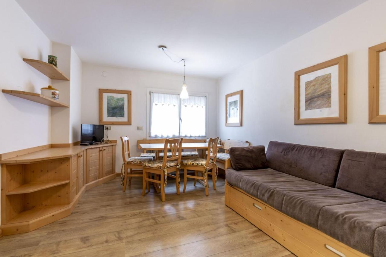 Stella Alpina Apartment Campitello di Fassa